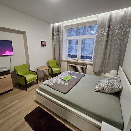 Kauno Apartamentai King Size Bed Kaunas Ngoại thất bức ảnh