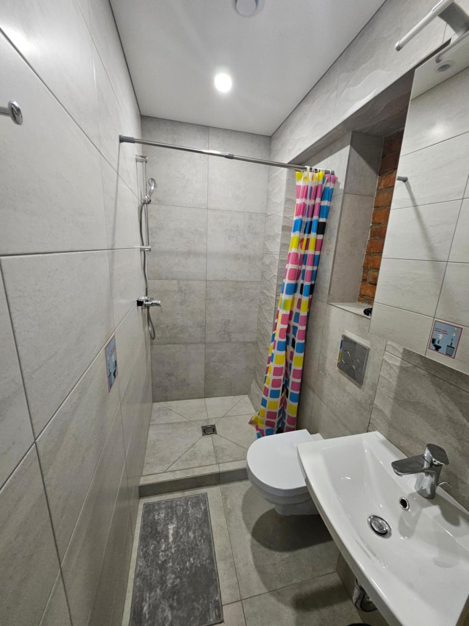 Kauno Apartamentai King Size Bed Kaunas Ngoại thất bức ảnh