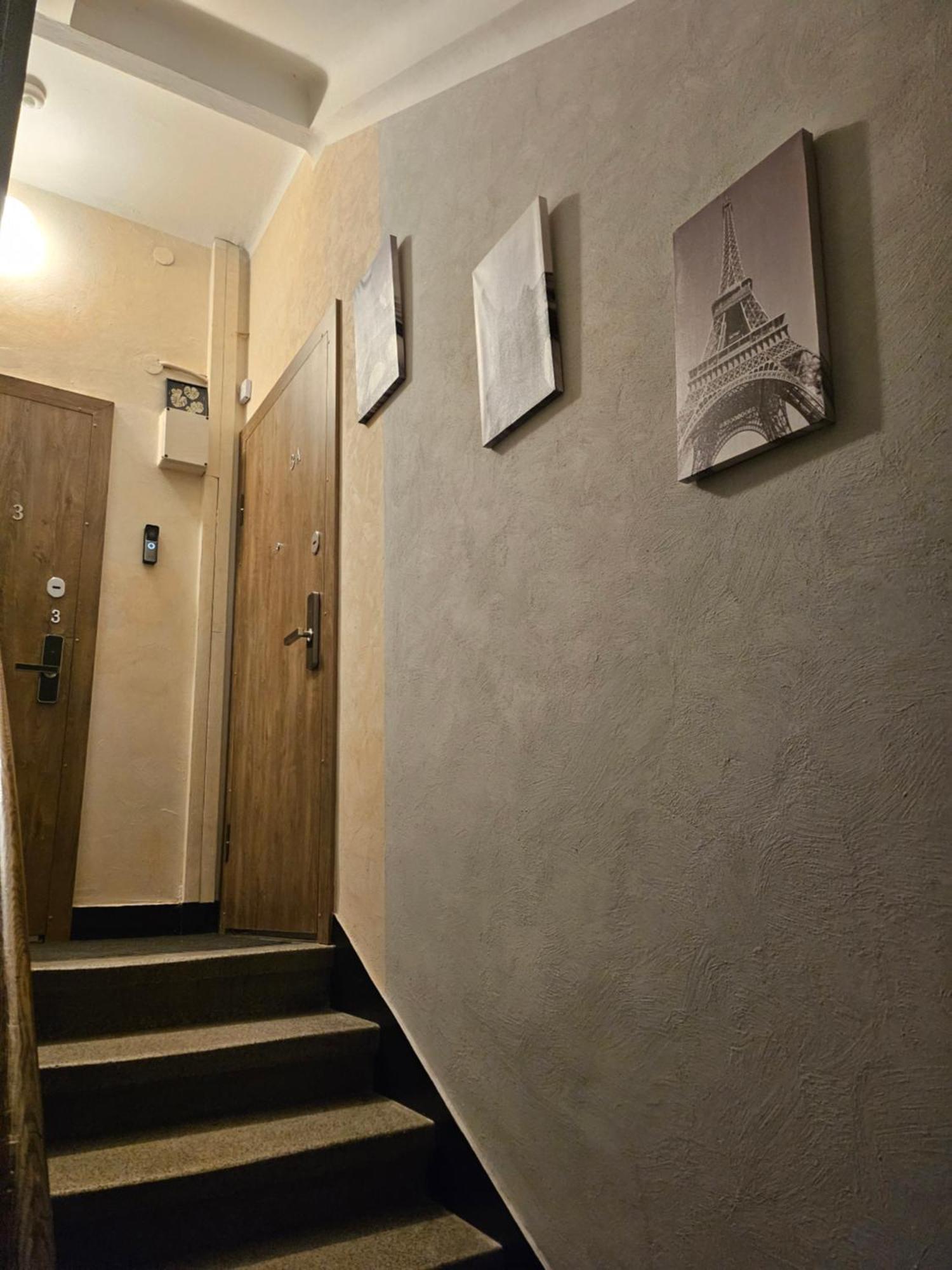 Kauno Apartamentai King Size Bed Kaunas Ngoại thất bức ảnh
